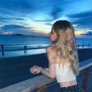 Meet your Posher, Clara